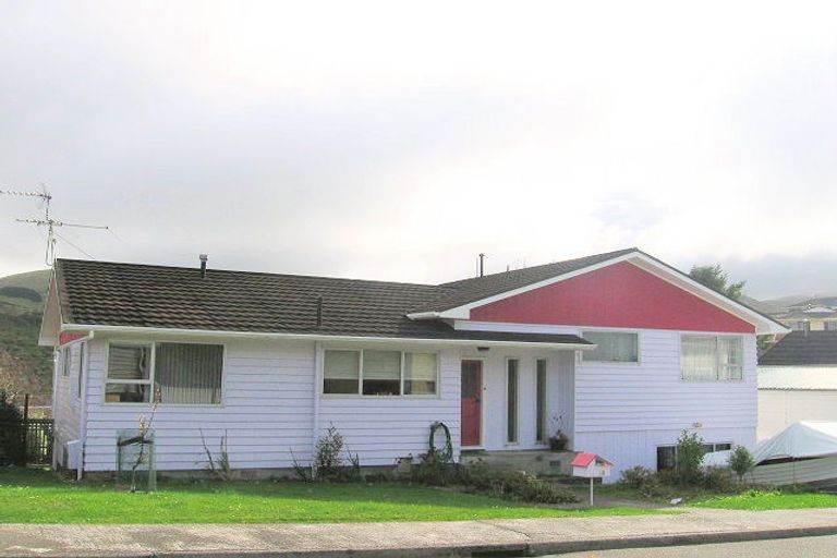 Photo of property in 25 Timaru Grove, Kelson, Lower Hutt, 5010