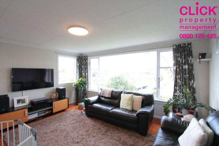 Photo of property in 104 Easther Crescent, Kew, Dunedin, 9012