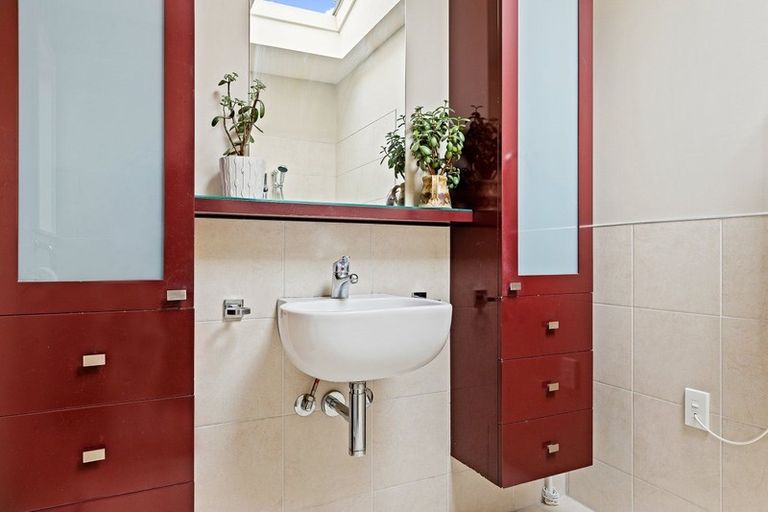 Photo of property in 2 Pulford Place, Ilam, Christchurch, 8041