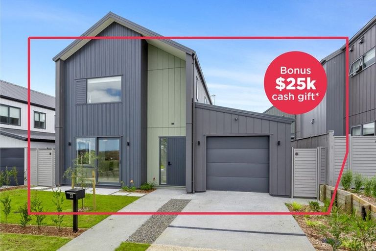 Photo of property in 29 Parkmore Drive, Rosehill, Papakura, 2113