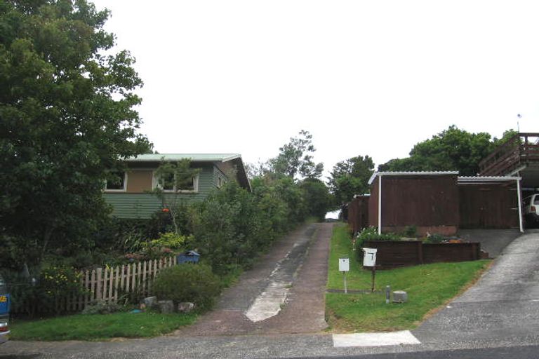 Photo of property in 7 Lanigan Street, Birkdale, Auckland, 0626