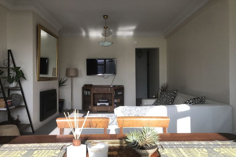 Photo of property in 1/154 Oriental Parade, Oriental Bay, Wellington, 6011