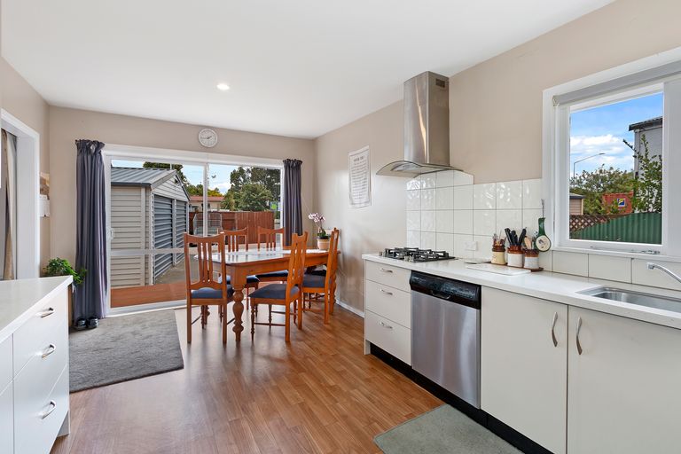 Photo of property in 681 Main South Road, Islington, Christchurch, 8042