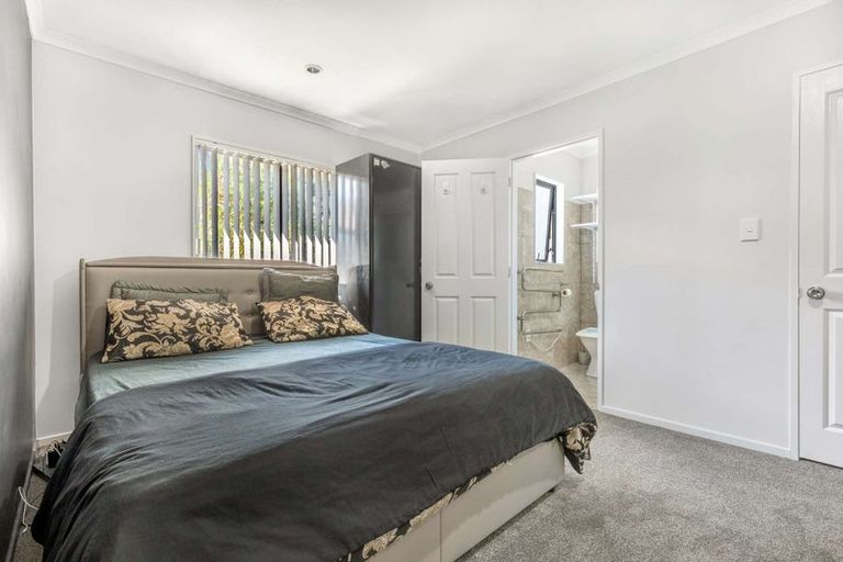 Photo of property in 45a Porchester Road, Papakura, 2110