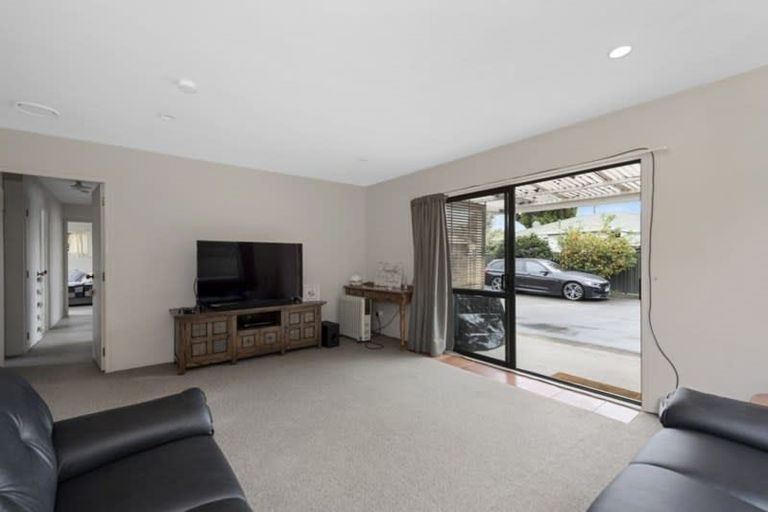 Photo of property in 134a Masters Avenue, Silverdale, Hamilton, 3216