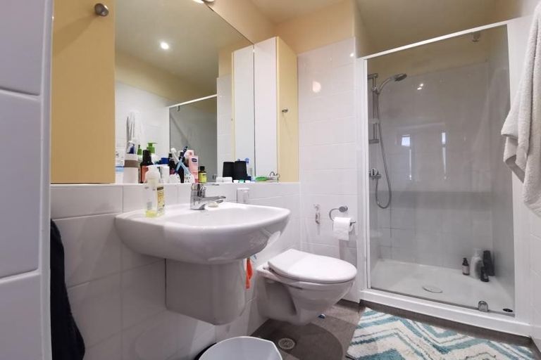 Photo of property in Kelvin House, 5h/16 The Terrace, Wellington Central, Wellington, 6011