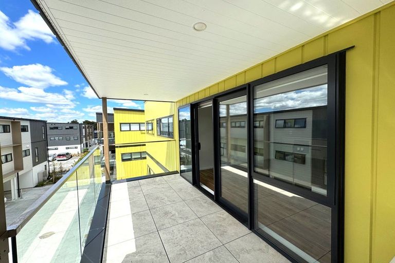 Photo of property in 201/3 Newelm Lane, Flat Bush, 2019