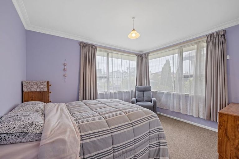 Photo of property in 2/91 Roberta Drive, Somerfield, Christchurch, 8024
