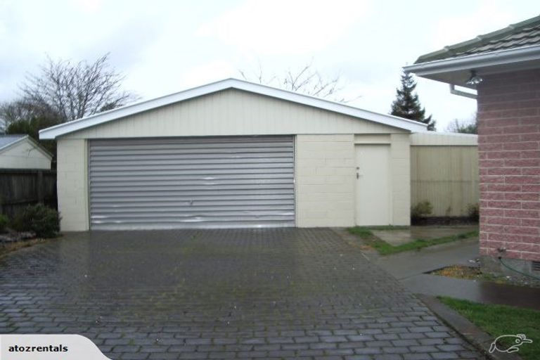 Photo of property in 102 Teesdale Street, Burnside, Christchurch, 8053