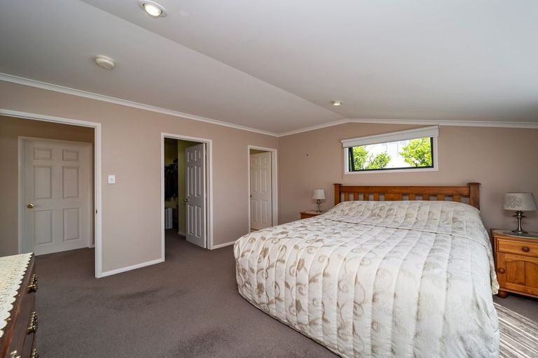 Photo of property in 50a Karina Road, Merrilands, New Plymouth, 4312