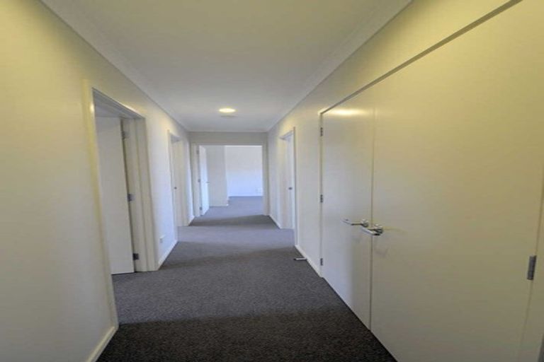 Photo of property in 66 Shillingford Boulevard, Rolleston, 7615