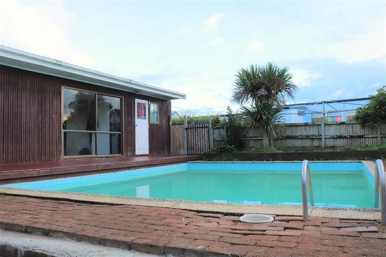 Photo of property in 16 Tasman Drive, Opaheke, Papakura, 2113
