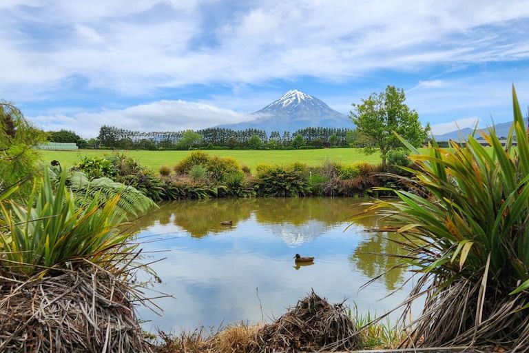 Photo of property in 1918 Egmont Road, Kaimiro, Inglewood, 4386