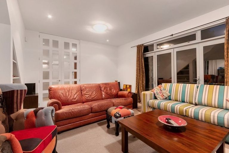 Photo of property in 45a Wroxton Terrace, Merivale, Christchurch, 8014