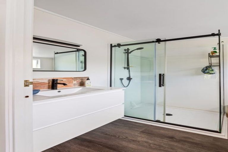 Photo of property in 2 Pinestead Reach, Stillwater, Silverdale, 0993