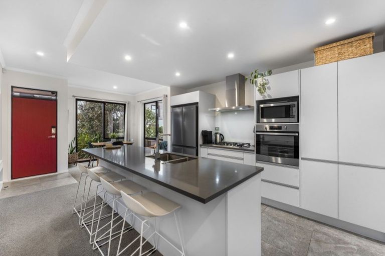 Photo of property in 13 Ian Morrison Road, Hobsonville, Auckland, 0616