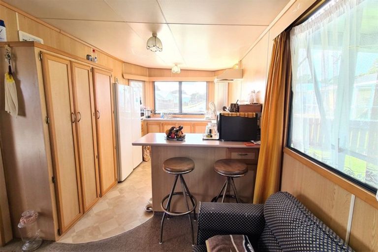 Photo of property in 13 Hickey Place, Opunake, 4616