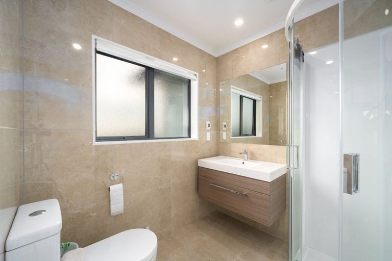 Photo of property in 4 Antigua Way, Grenada Village, Wellington, 6037