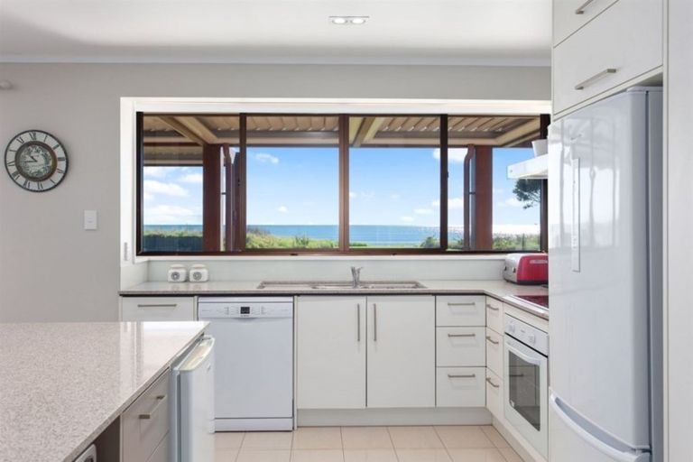 Photo of property in 12 Waterford Avenue, Ohope, 3121