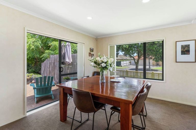 Photo of property in 1 Ballybay Road, East Tamaki, Auckland, 2016