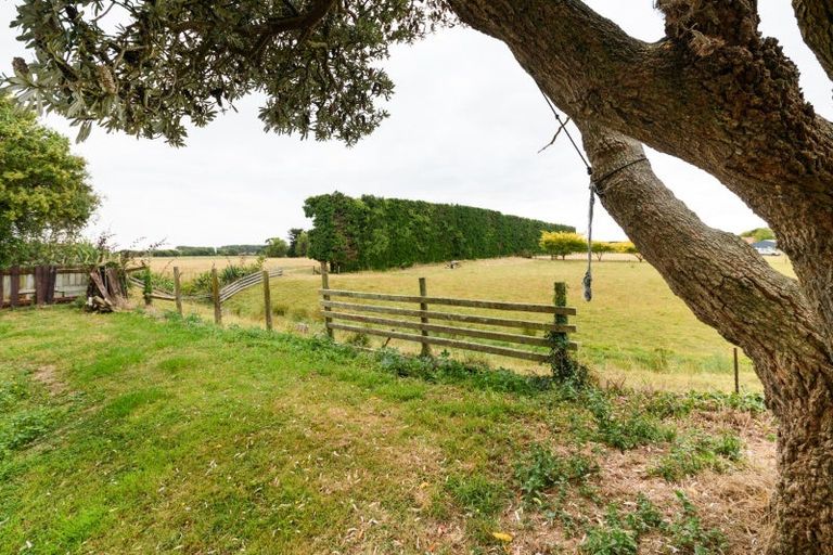 Photo of property in 95 Benmore Avenue, Cloverlea, Palmerston North, 4412