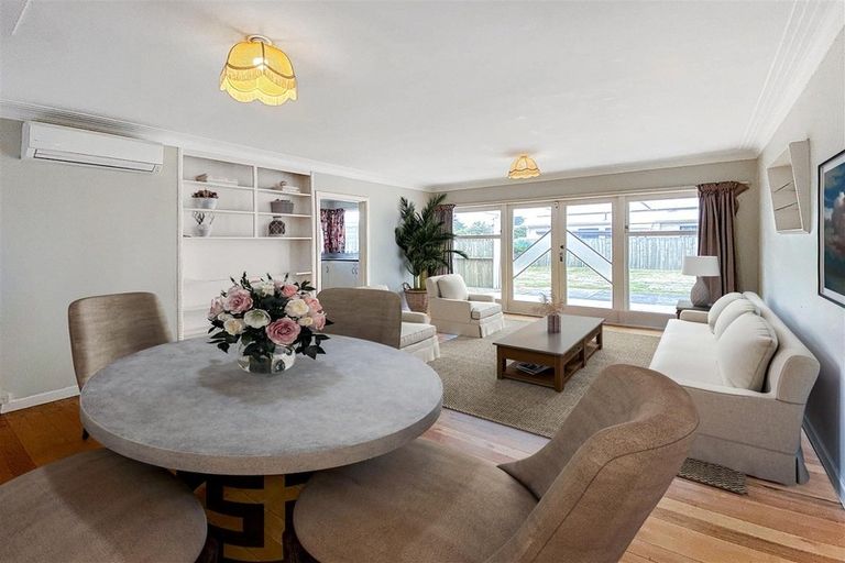 Photo of property in 23 Robinson Avenue, Holdens Bay, Rotorua, 3010