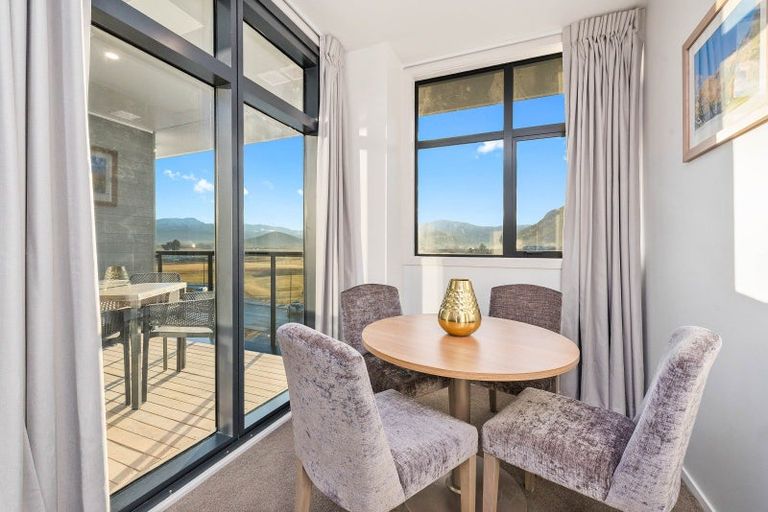 Photo of property in Wyndham Gardens Apartments, 30 Red Oaks Drive, Frankton, Queenstown, 9300