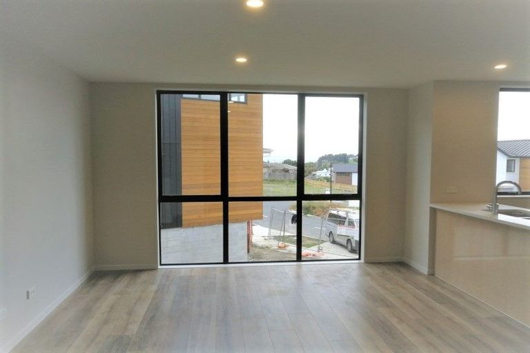 Photo of property in 44 Seafarer Crescent, Stanmore Bay, Whangaparaoa, 0932