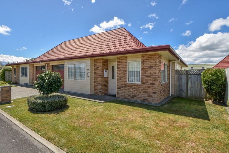 Photo of property in Villa Estate, 53/55 Armstrong Avenue, Carterton, 5713