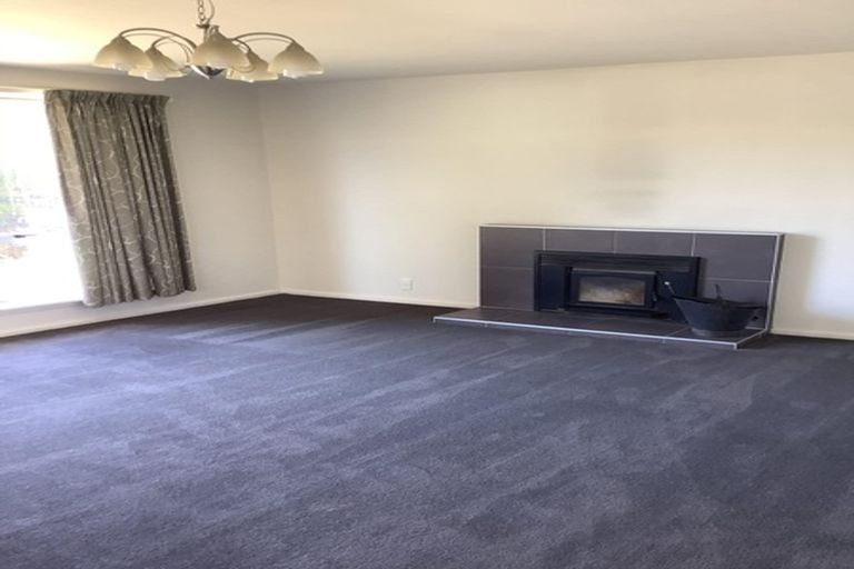 Photo of property in 197 Burwood Road, Burwood, Christchurch, 8083