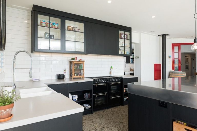 Photo of property in 28 Hanlow Place, Pyes Pa, Tauranga, 3112