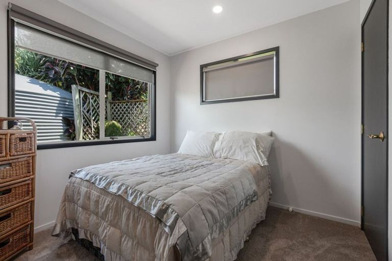 Photo of property in 1 Pohutukawa Drive, Cable Bay, 0420
