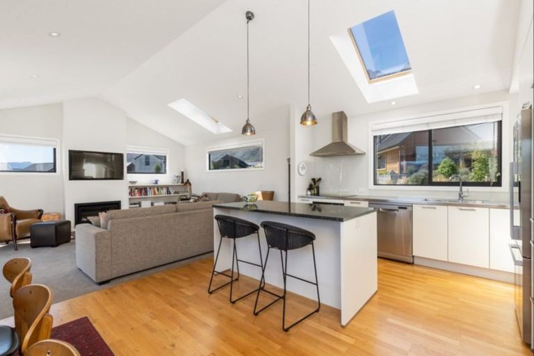 Photo of property in 40 Mcadam Drive, Jacks Point, Queenstown, 9371