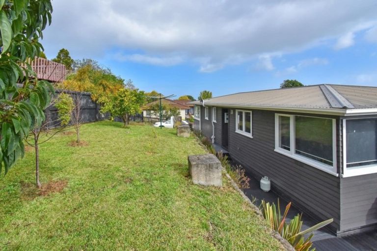 Photo of property in 32a Barberton Terrace, Red Hill, Papakura, 2110