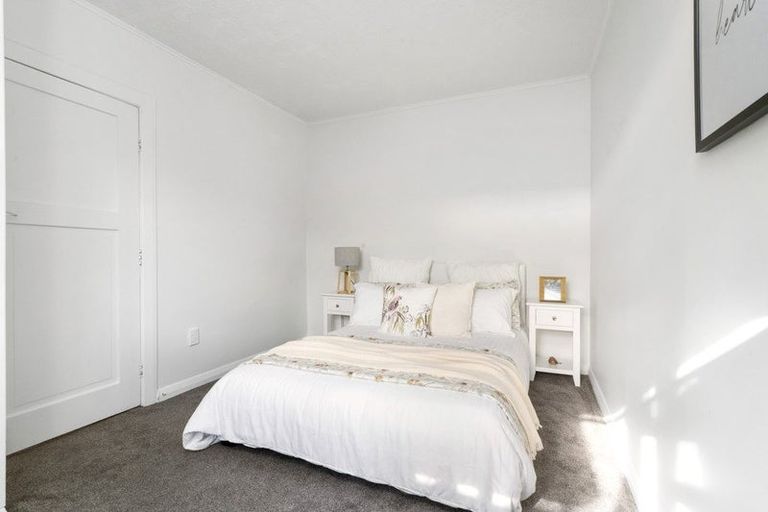 Photo of property in 17 Woodgrove Avenue, North New Brighton, Christchurch, 8083