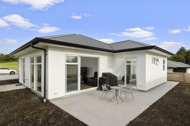 Photo of property in 45c Western Avenue, Omokoroa, 3114