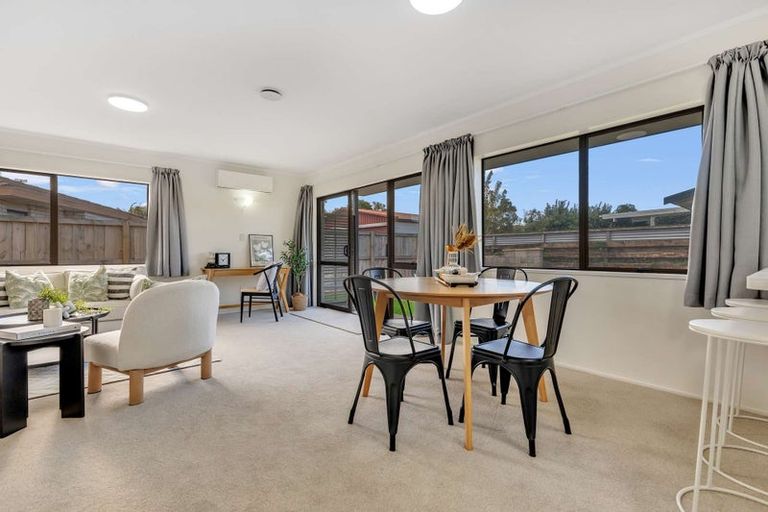 Photo of property in 2/83 Gloucester Road, Mount Maunganui, 3116