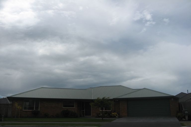 Photo of property in 10 Wedmore Close, Burwood, Christchurch, 8083