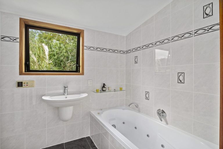 Photo of property in 1445 Whangaripo Valley Road, Whangaripo, Wellsford, 0972