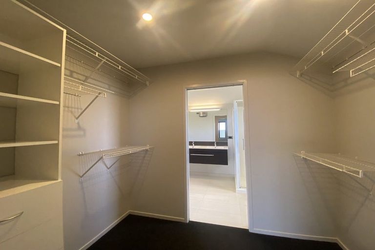 Photo of property in 51 Alberta Road, Glen Avon, New Plymouth, 4312