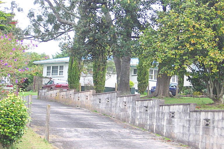 Photo of property in 8 Ross Avenue, Papatoetoe, Auckland, 2025