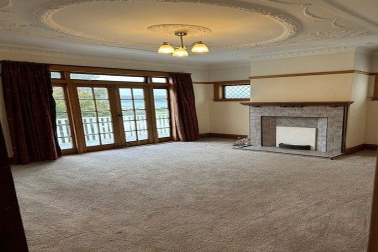 Photo of property in 3 Crawford Road, Kilbirnie, Wellington, 6022