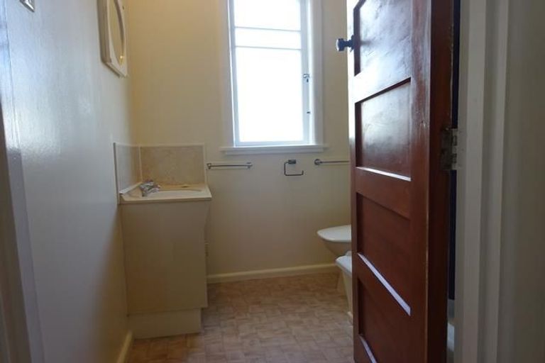 Photo of property in 911 Clive Street, Akina, Hastings, 4122