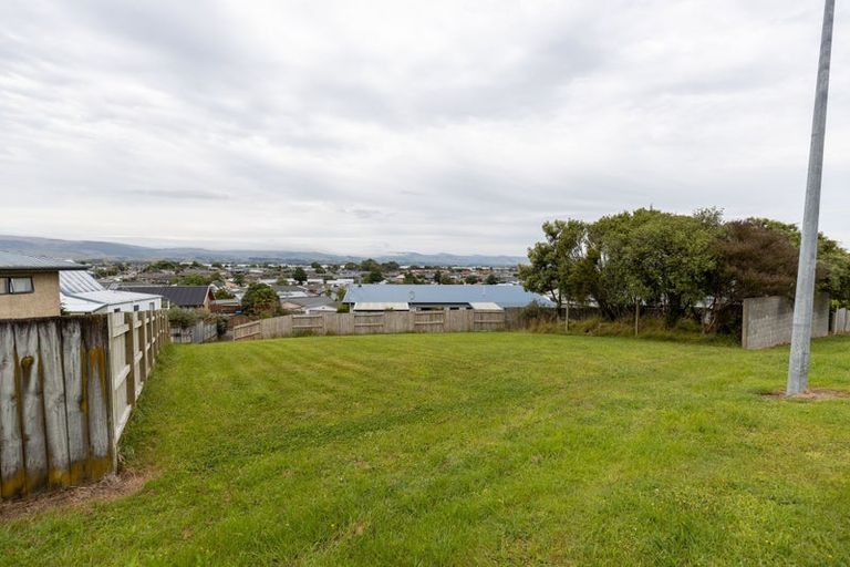 Photo of property in 16 Lydia Place, Kelvin Grove, Palmerston North, 4414