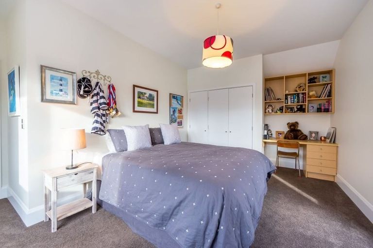 Photo of property in 27 Wroxton Terrace, Merivale, Christchurch, 8014