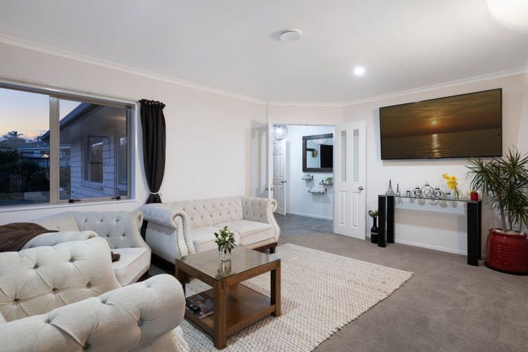 Photo of property in 28 Tuscany Place, Ohauiti, Tauranga, 3112