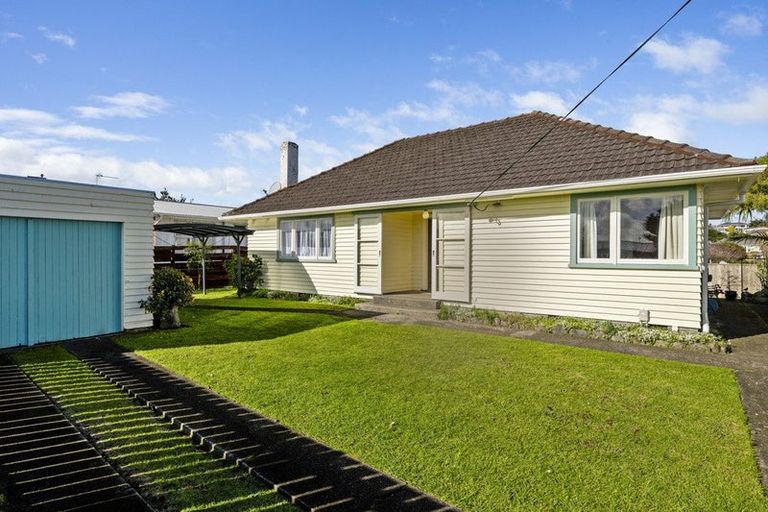 Photo of property in 9a Chilman Street, Strandon, New Plymouth, 4312