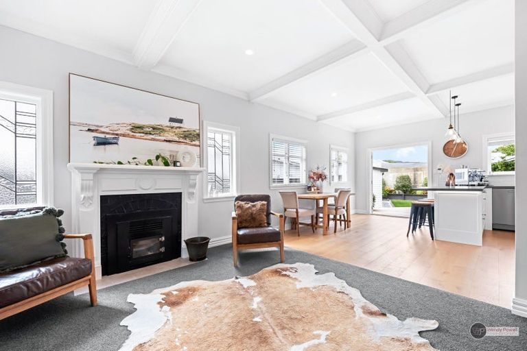 Photo of property in 33 Kiwi Street, Alicetown, Lower Hutt, 5010