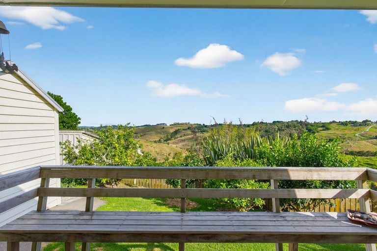 Photo of property in 311 Franklin Road, Paparoa, 0571