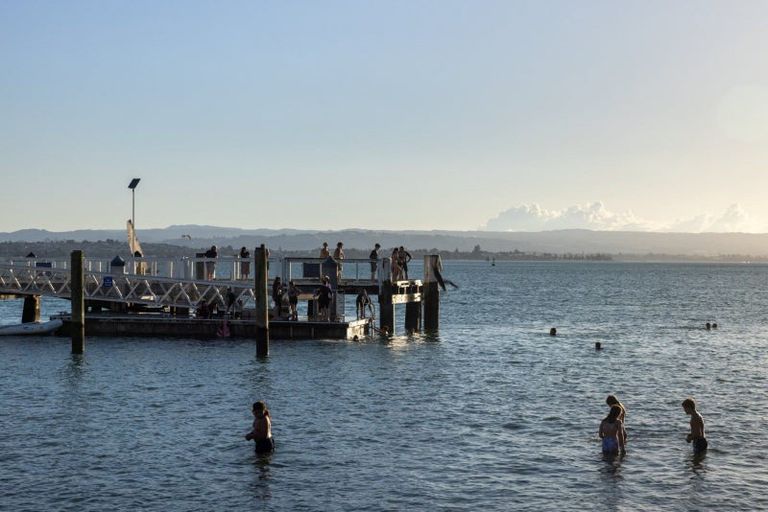 Photo of property in Algarve Apartments, 305/332 Maunganui Road, Mount Maunganui, 3116